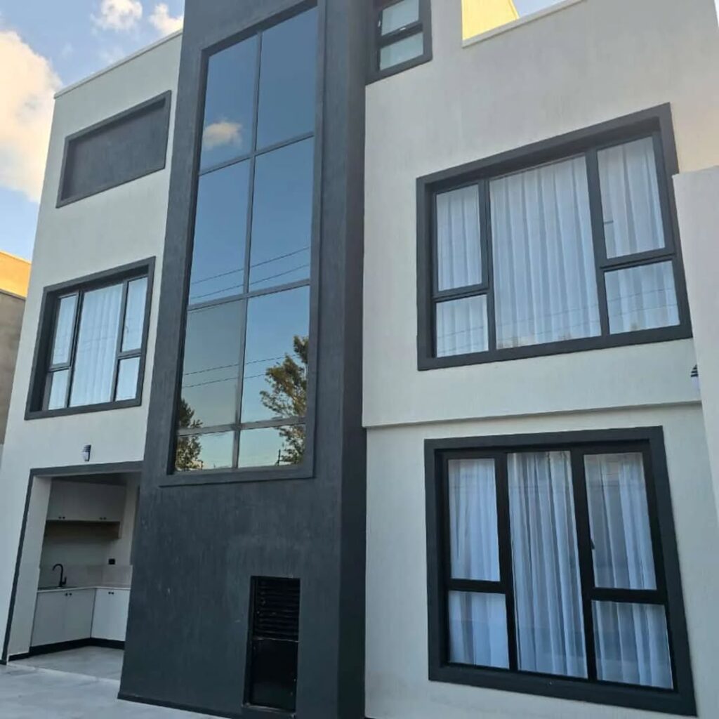 Sliding Windows-Platinum Glass and Aluminium