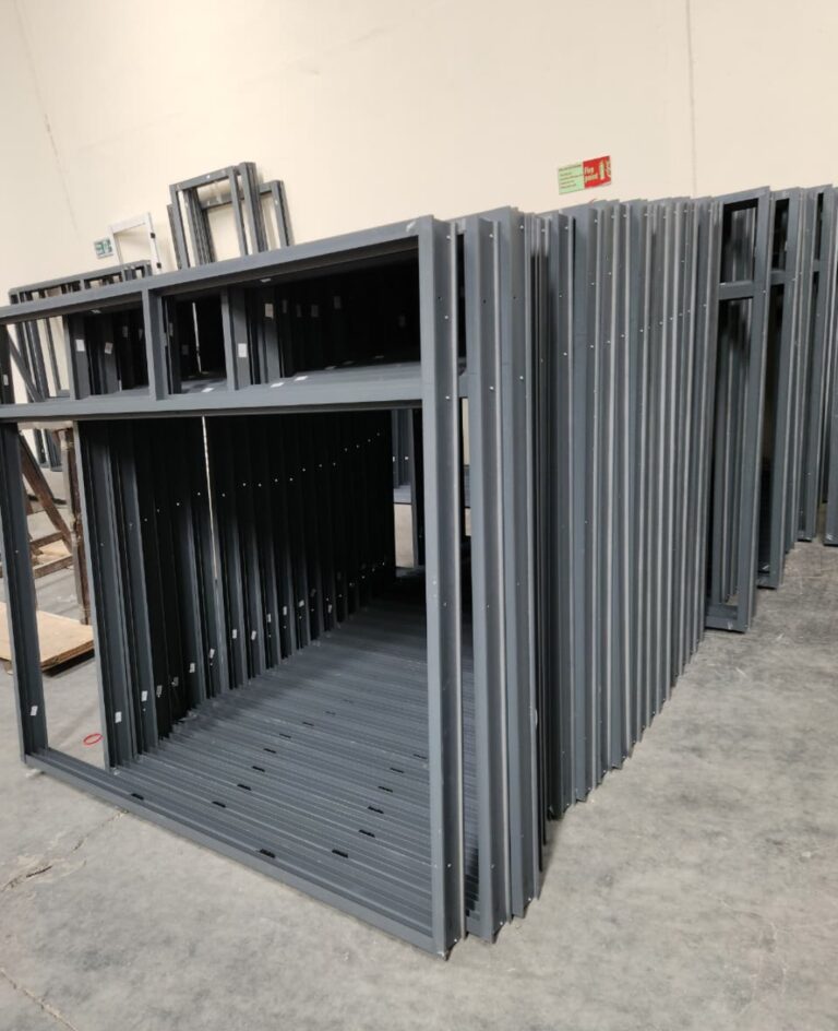 Aluminium Works-Platinum Glass and Aluminium